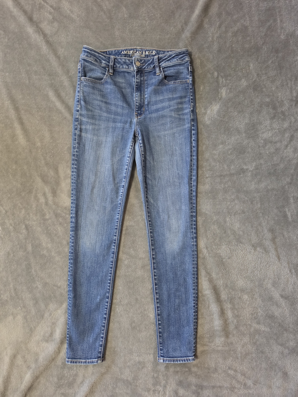 American Eagle Outfitters Light Blue Skinny Jeans